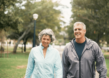 Can Hyperbaric Oxygen Therapy Reverse Aging? The Science Behind HBOT and Longevity in Older Adults